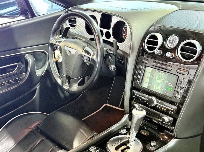 2011 Bentley Continental 21