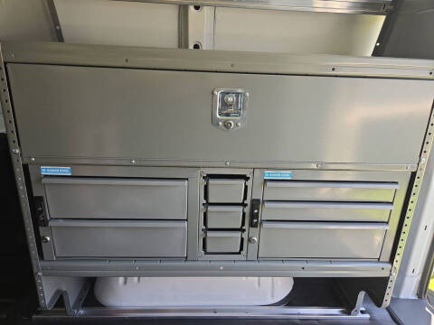 2025 Chevrolet Express 2500