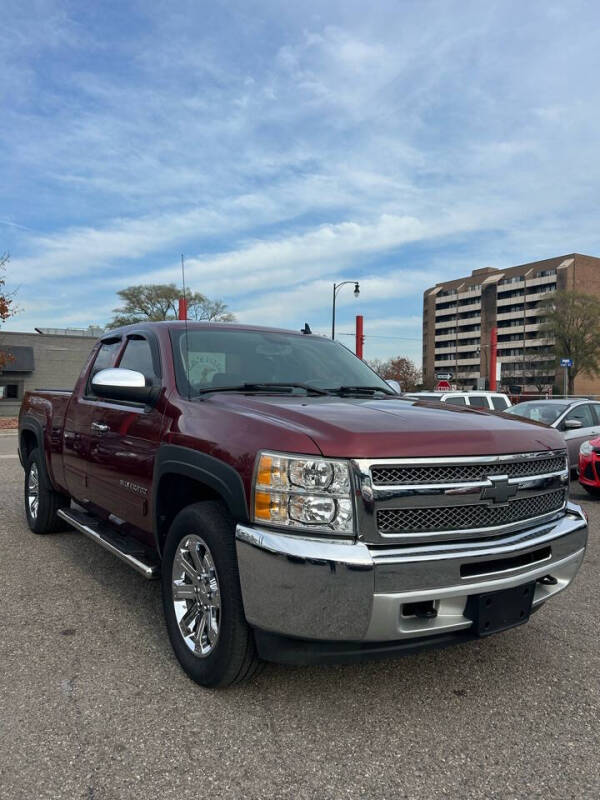 2013 Chevrolet Silverado 1500 LT photo 2