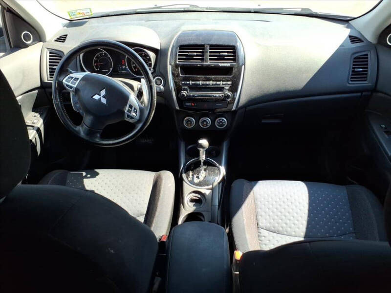 2011 Mitsubishi Outlander Sport SE