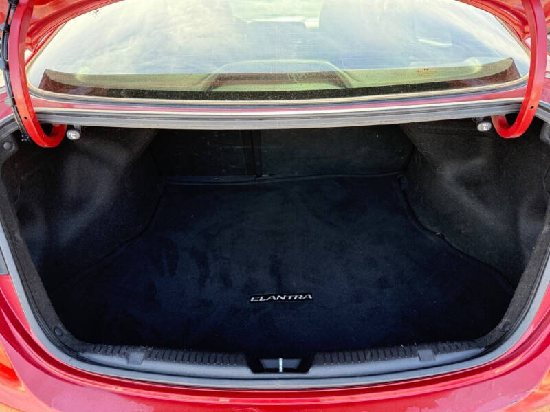 2012 Hyundai Elantra Limited