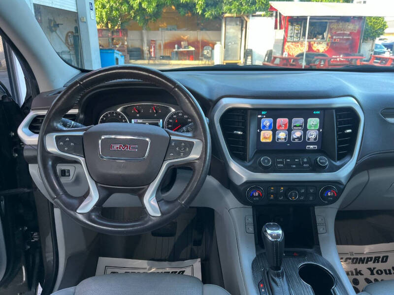 2019 GMC Acadia SLT-1
