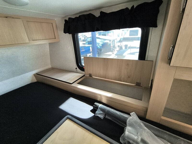 2026 Travel Lite UPCOUNTRY 775U