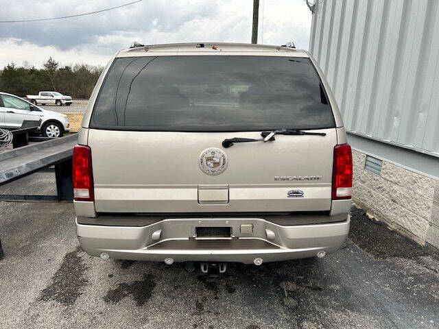 2004 Cadillac Escalade