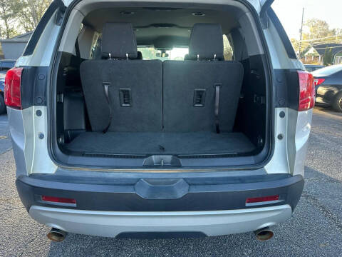 2017 GMC Acadia SLE-2