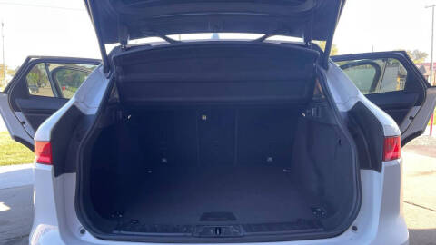 2017 Jaguar F-PACE 35t Prestige