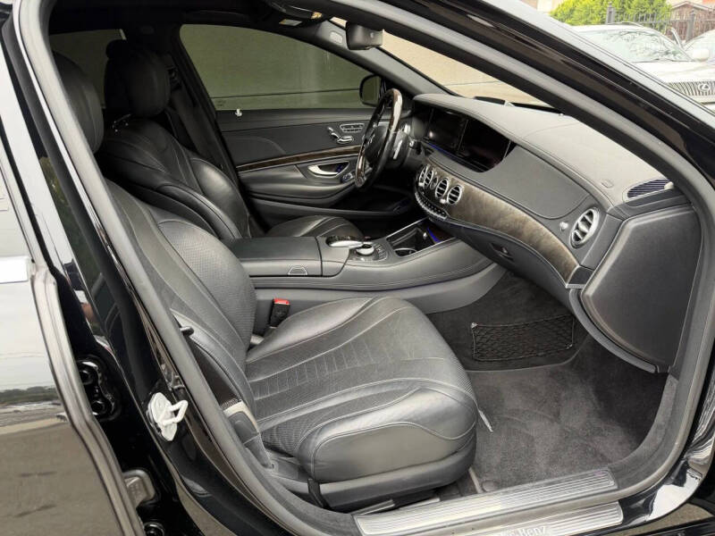 2015 Mercedes-Benz S-Class S 550