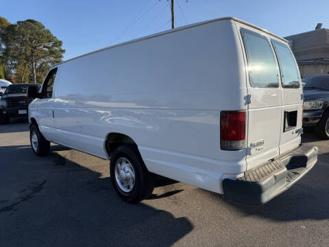 2013 Ford E-Series E-350 SD