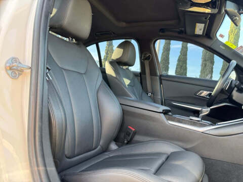 2019 BMW 3 Series 330i