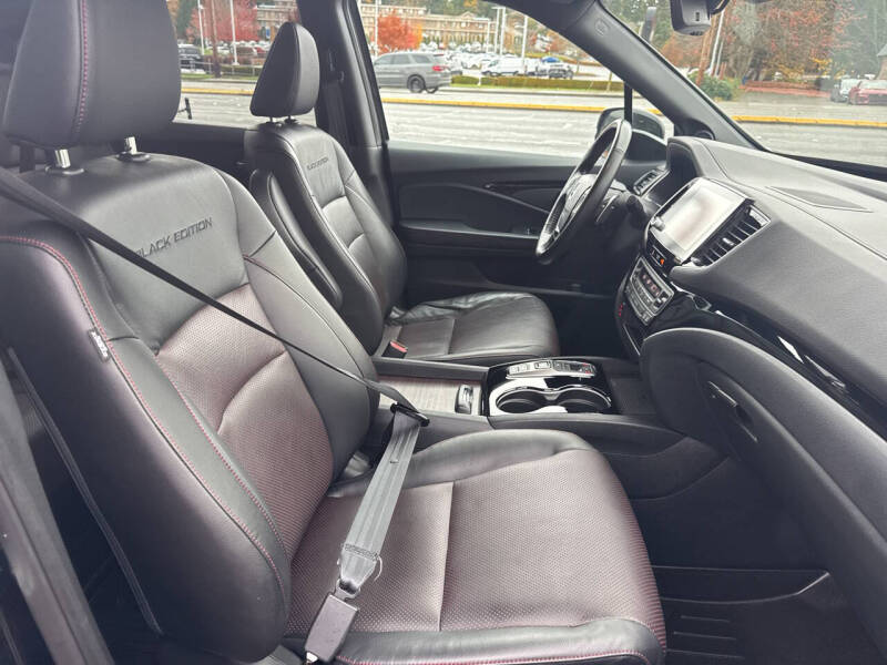 2022 Honda Ridgeline Black Edition