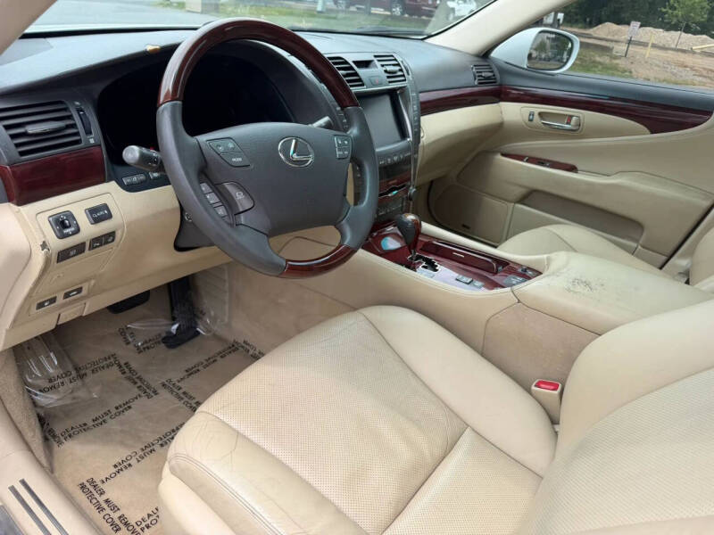 2007 Lexus LS 460