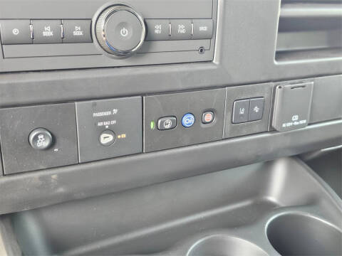 2025 Chevrolet Express 2500