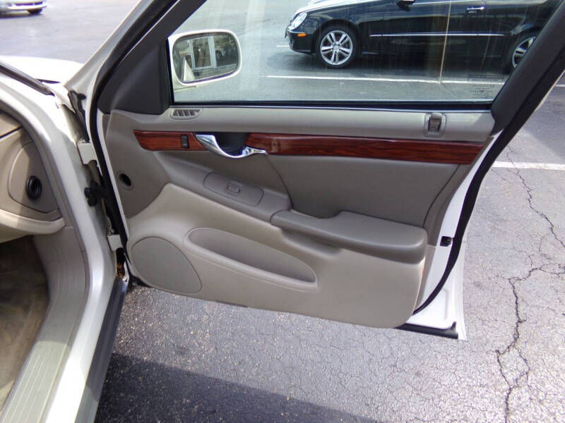 2001 Cadillac DeVille