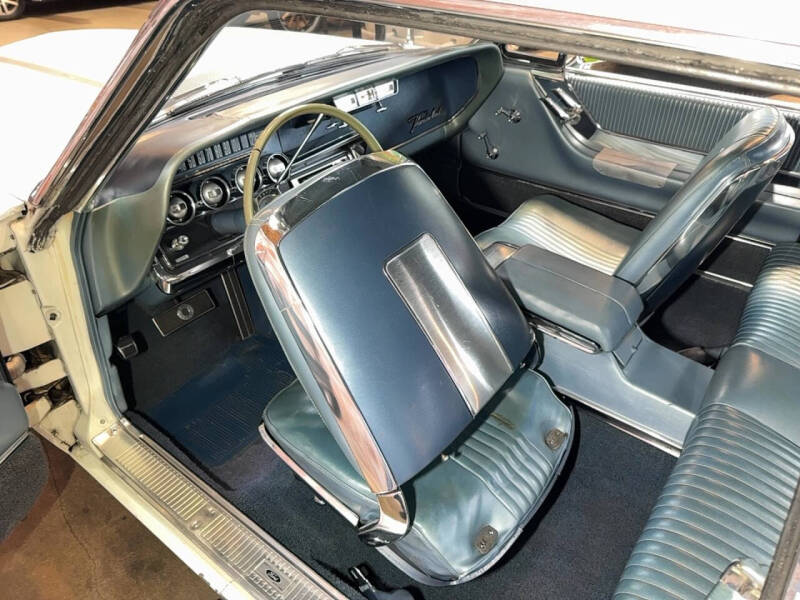 1965 Ford Thunderbird