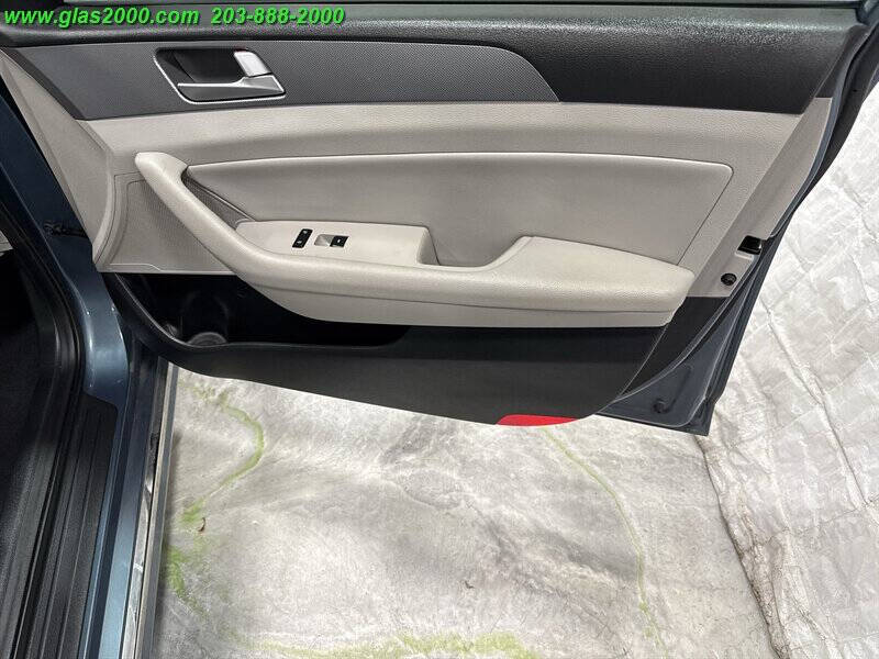 2016 Hyundai Sonata Hybrid SE