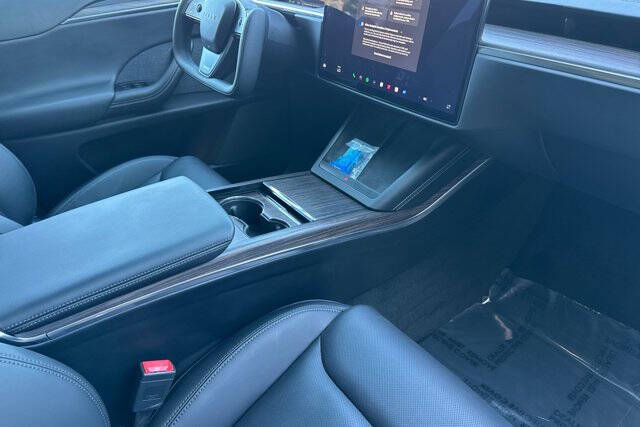 2023 Tesla Model X Standard Range
