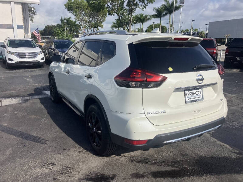 2018 Nissan Rogue SV