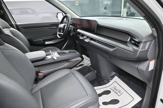 2024 Kia EV9 Light Long Range