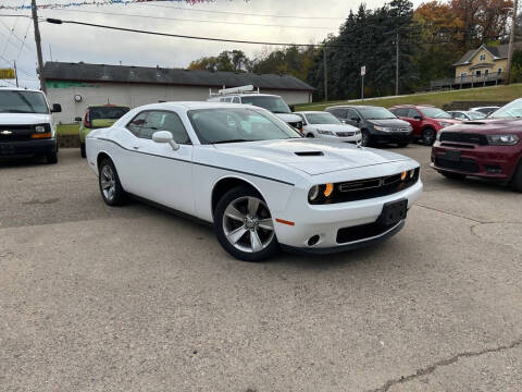 2015 Dodge Challenger SXT