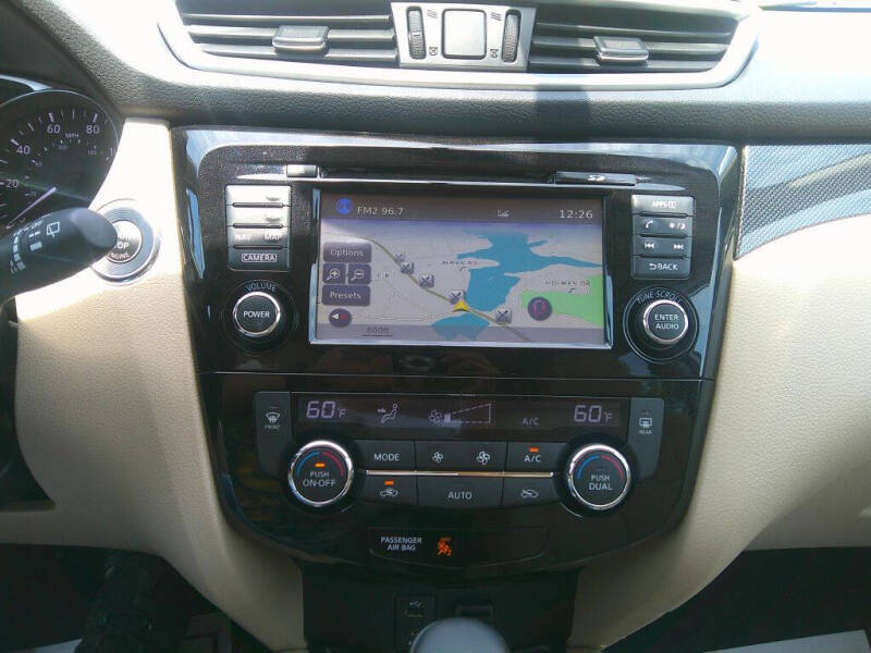 2016 Nissan Rogue SL