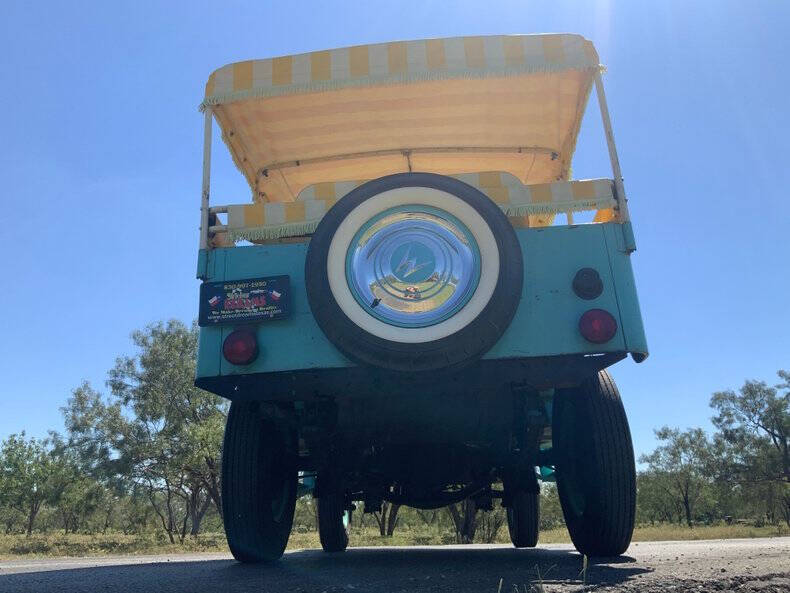 1960 Willys Surrey Gala