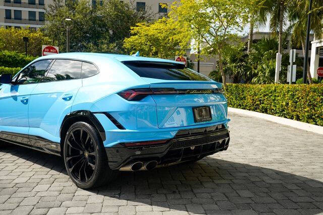 2024 Lamborghini Urus S