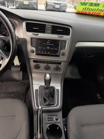 2016 Volkswagen Golf SportWagen TSI S