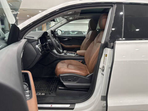 2023 Audi Q8 quattro Premium Plus 55 TFSI