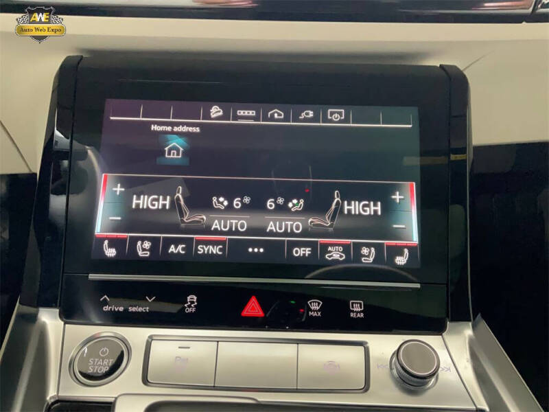 2024 Audi Q8 Sportback e-tron quattro Premium Plus S line