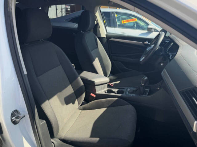 2019 Volkswagen Jetta for sale at Country Motors in Salinas, CA