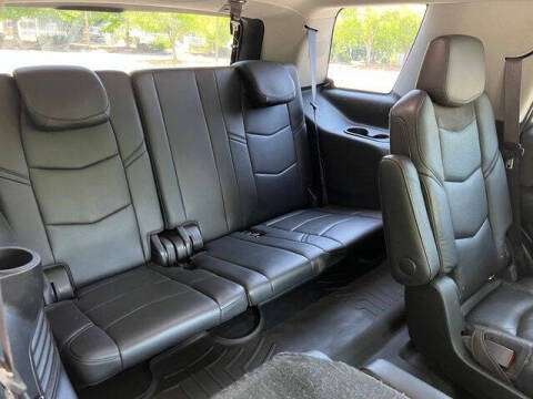 2017 Cadillac Escalade Luxury