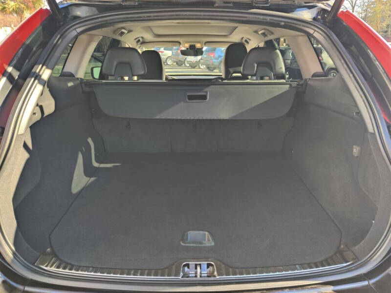 2017 Volvo XC60 T5 Dynamic