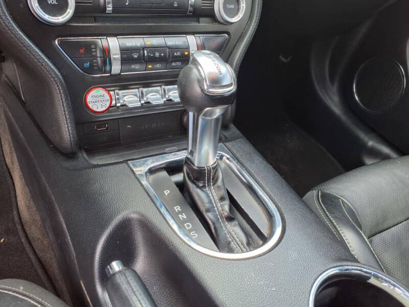 2015 Ford Mustang EcoBoost Premium