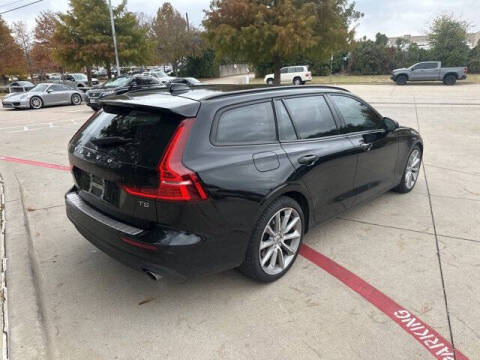 2020 Volvo V60 T5 Momentum