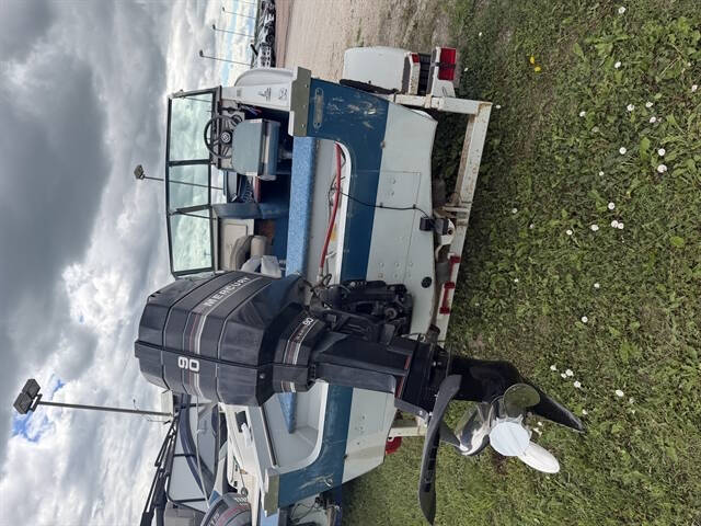 1988 Lund TYEE 1850