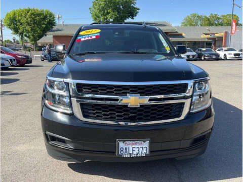 2017 Chevrolet Suburban for sale at Used Cars Fresno in Clovis CA