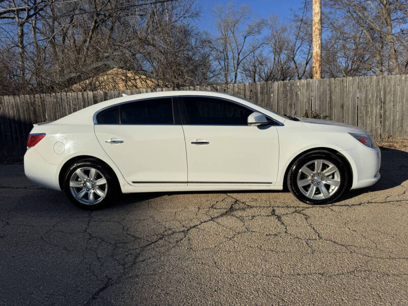 2011 Buick LaCrosse CXL's photo