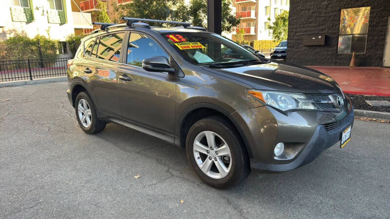 2013 Toyota RAV4 XLE