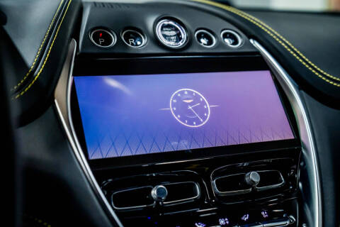 2023 Aston Martin DBX 707