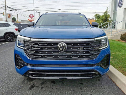 2026 Volkswagen Atlas Cross Sport SEL R-Line Black 4Motion
