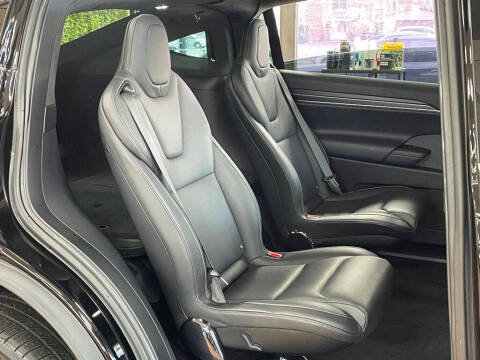 2022 Tesla Model X Plaid