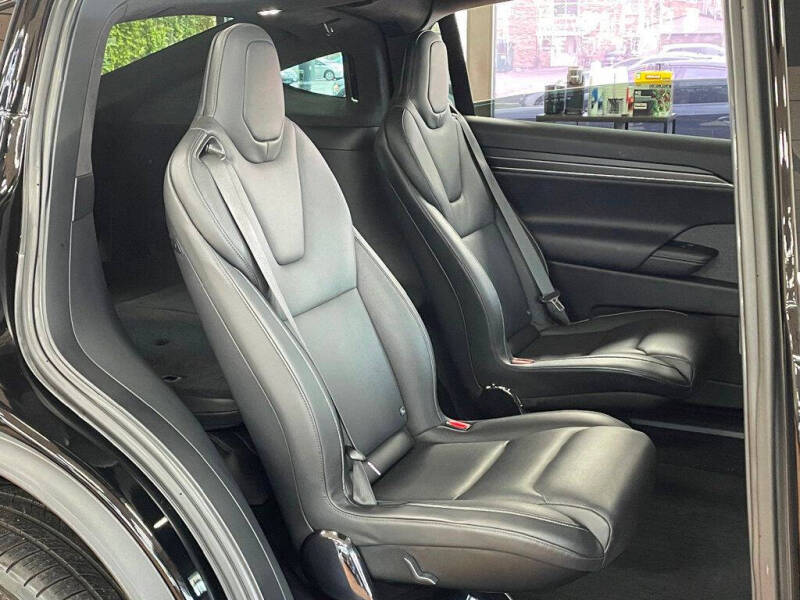 2022 Tesla Model X Plaid