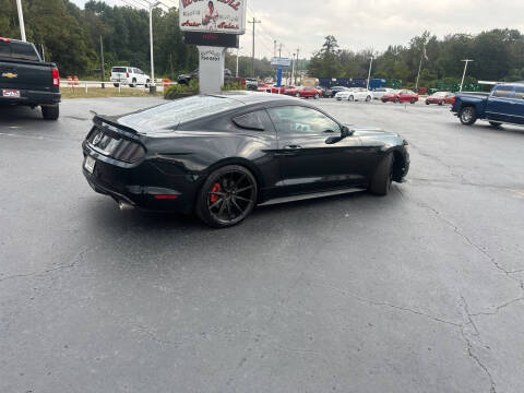 2017 Ford Mustang V6