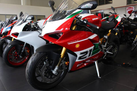 2023 Ducati Panigale V2 for sale at Peninsula Motor Vehicle Group in Oakville NY