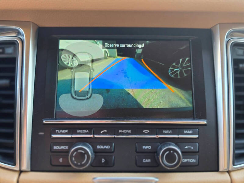 2016 Porsche Macan S