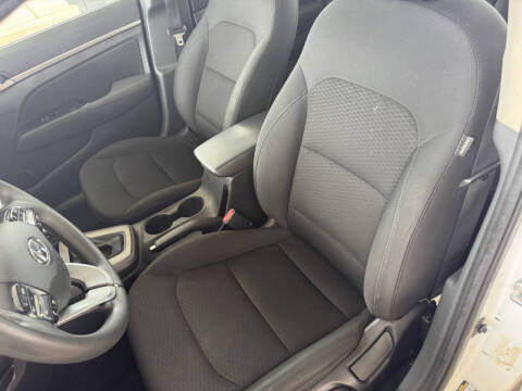 2019 Hyundai Elantra