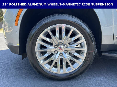 2025 GMC Yukon Elevation