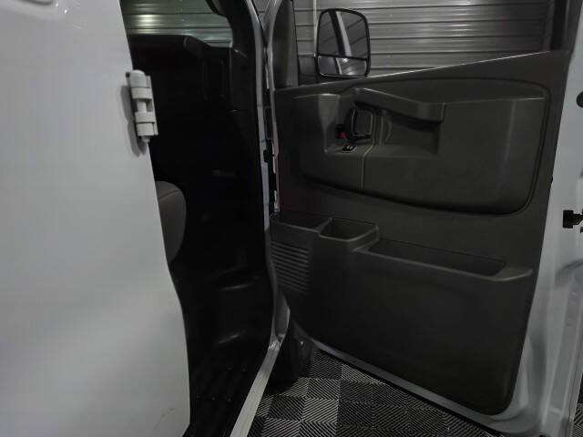 2019 Chevrolet Express 2500