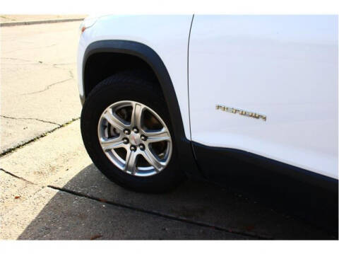 2017 GMC Acadia SLE-1