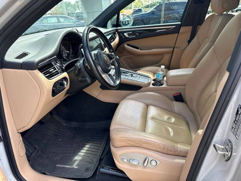 2020 Porsche Macan S
